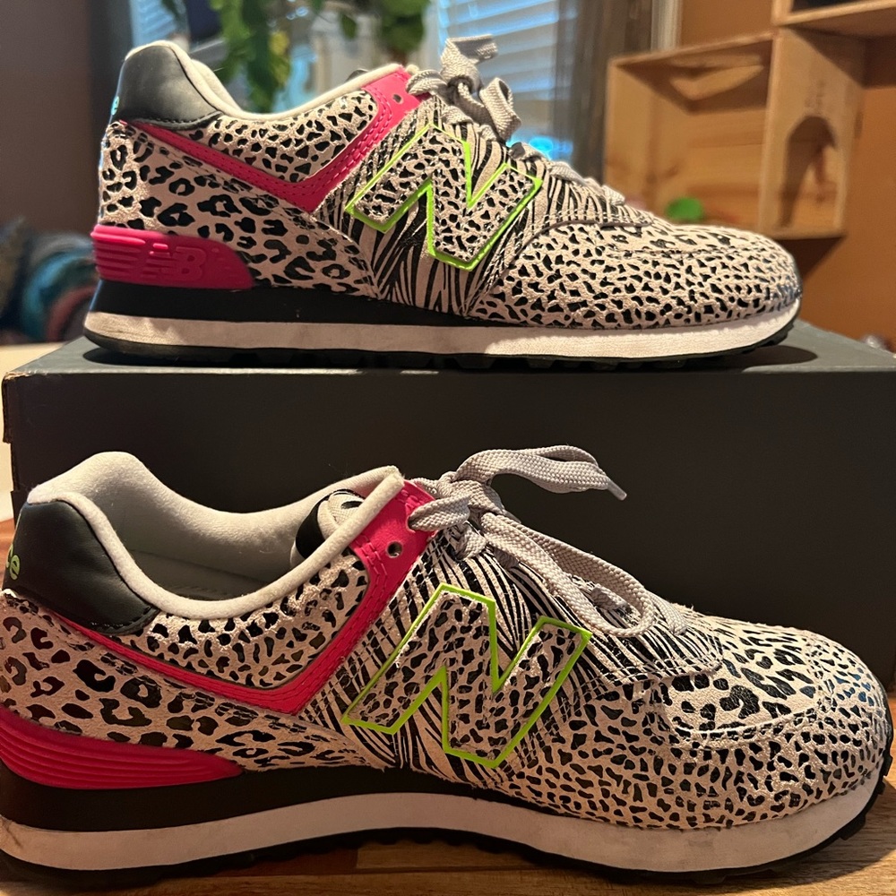 New Balance 574 Leopard Print and Neon Shoes - Size 9.5
